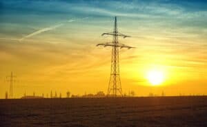 Lire la suite à propos de l’article Marché de détail de l’électricité: Un retour vers le monopole en France est souhaitable et possible en 2025